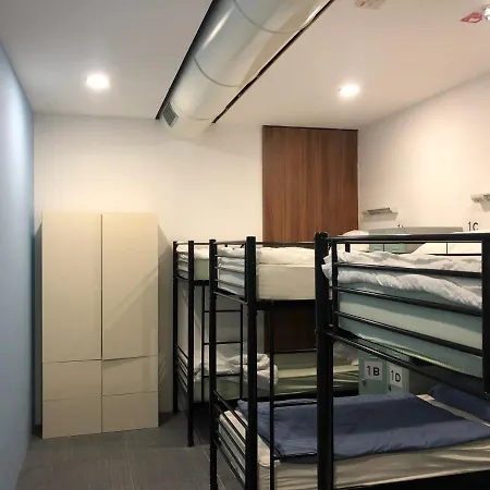 New! Metro Hostel